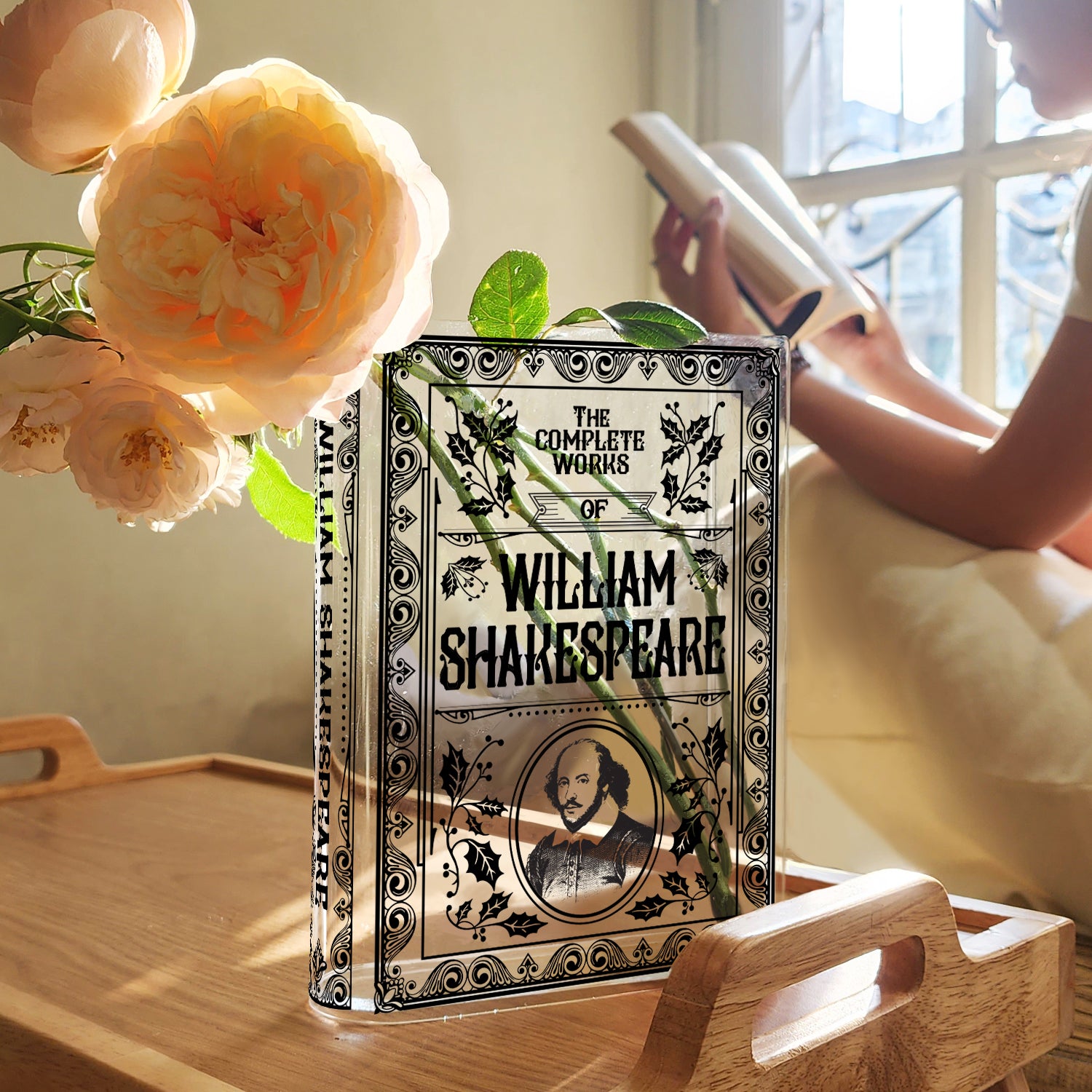 William Shakespeare Acrylic Book Vase - Image 4