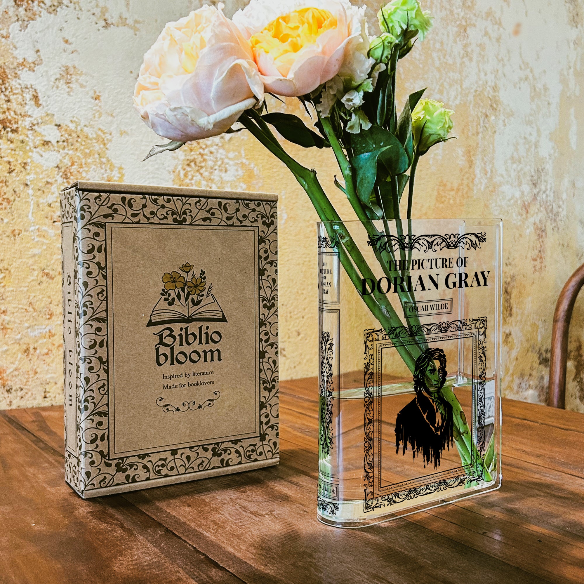 The Picture of Dorian Gray Acrylic Book Vase - II - Image 5